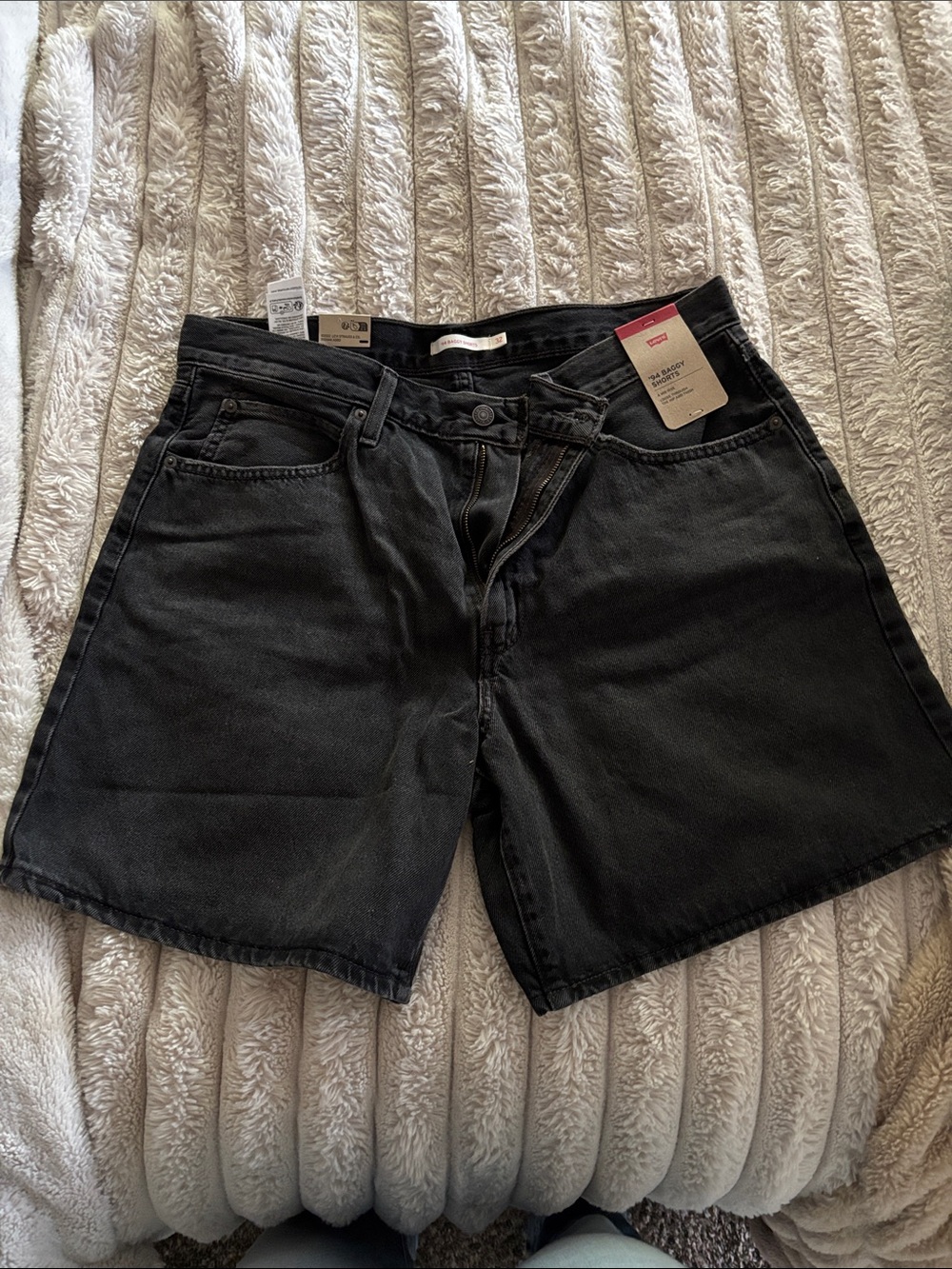 Levi's Black Denim ‘94 baggy Jean Shorts
